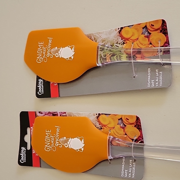 Brand new Two Gnome spatulas.. - Picture 3 of 3